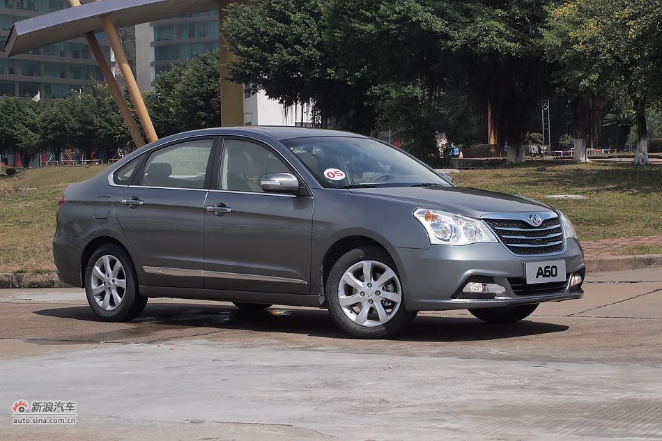 东风风神A60外观
