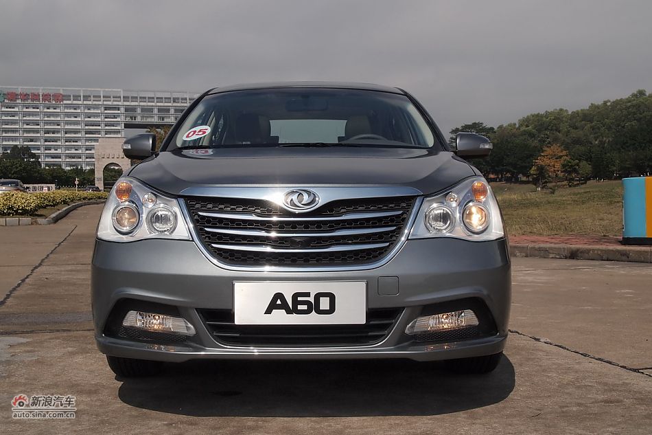 东风风神A60外观