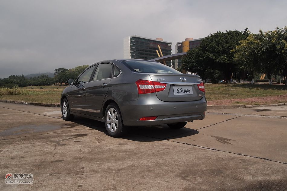 东风风神A60外观