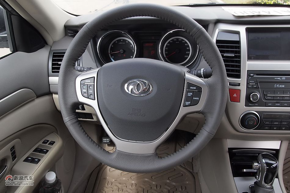 东风风神A60内饰