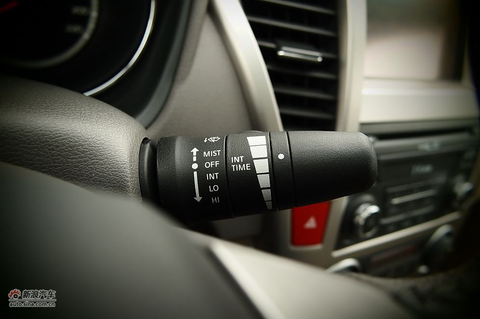 东风风神A60内饰