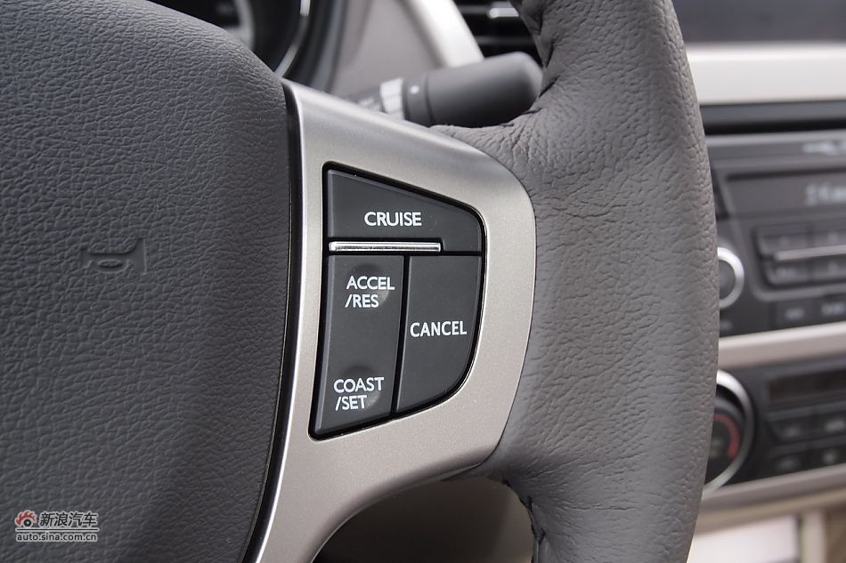 东风风神A60内饰