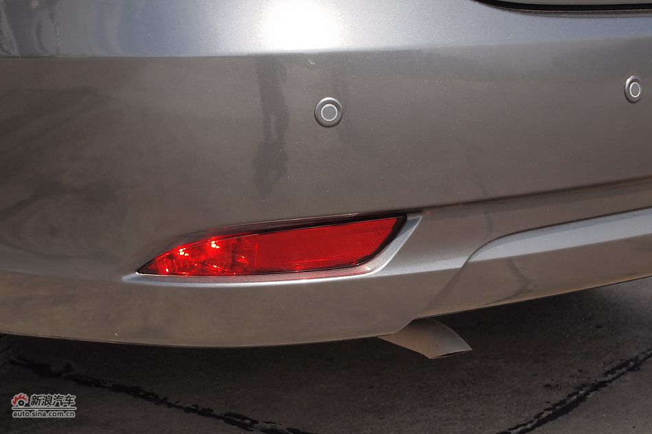 东风风神A60外观细节