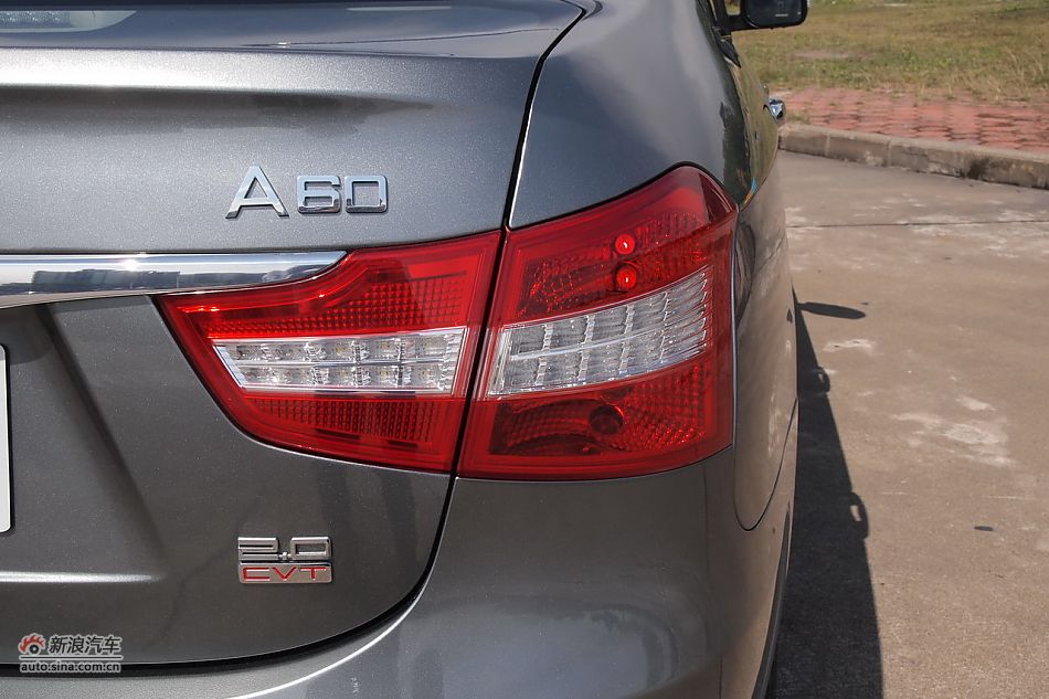 东风风神A60外观细节