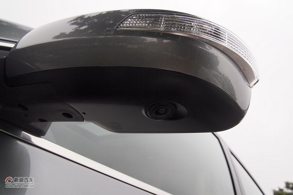 东风风神A60外观细节