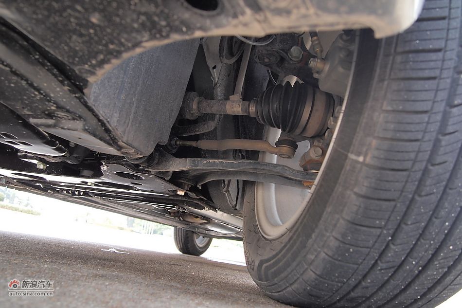 东风风神A60底盘