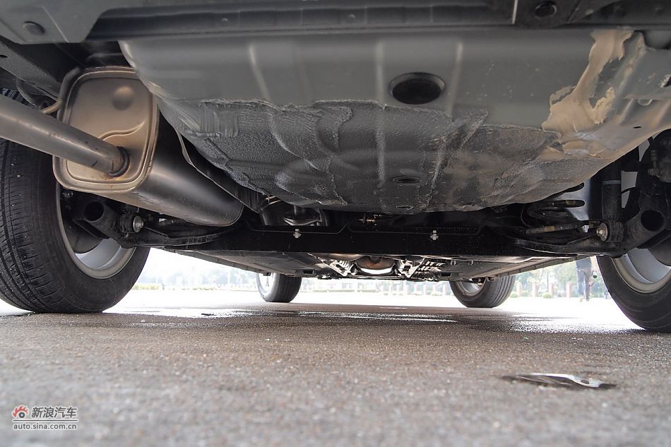 东风风神A60底盘