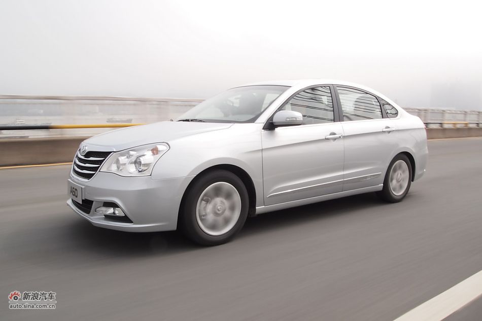 东风风神A60试车