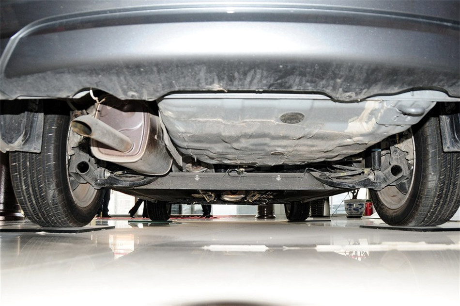 2012款东风风神A60 2.0L CVT尊贵型