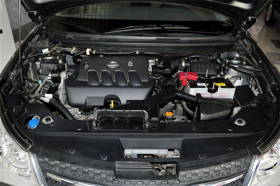 2012款东风风神A60 2.0L CVT尊贵型