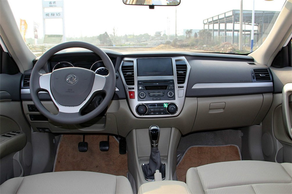 2014款 1.6L MT 豪华型