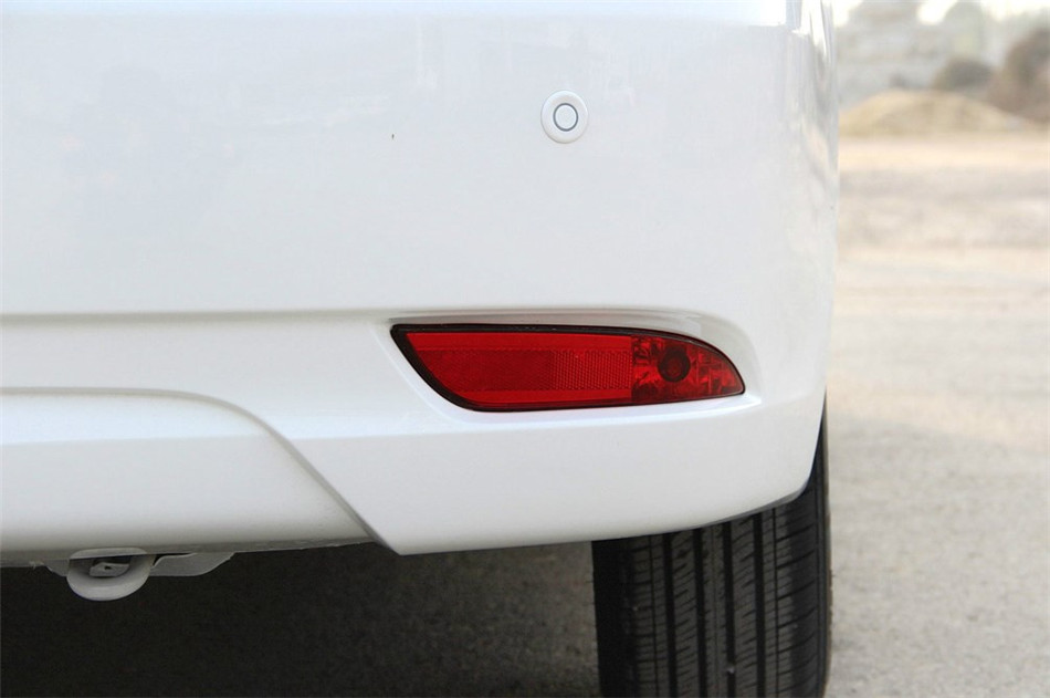 2014款 1.6L MT 豪华型