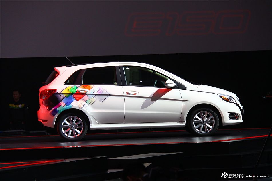 北京汽车E系列上市现场图