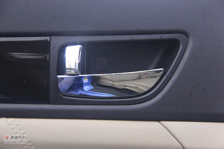 长安逸动1.6L手动挡