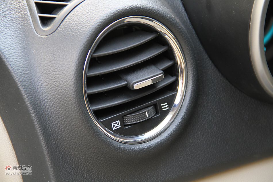 长安逸动到店实拍