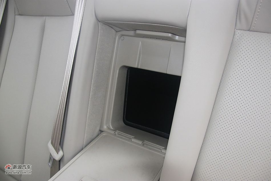 长安逸动1.6L手动挡