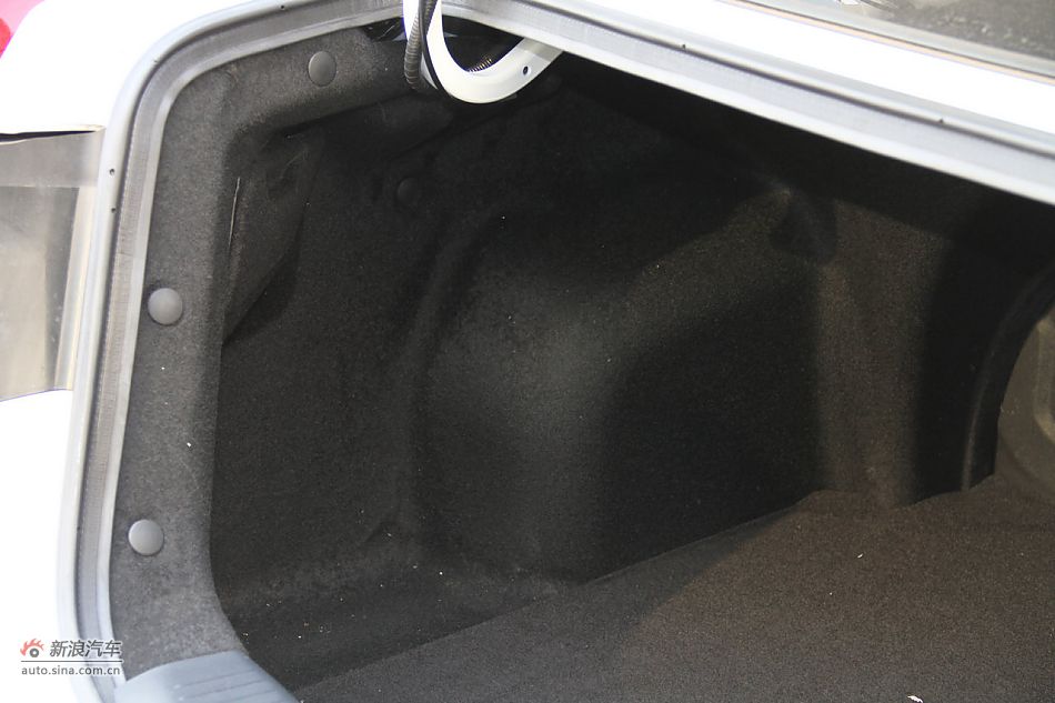 长安逸动到店实拍