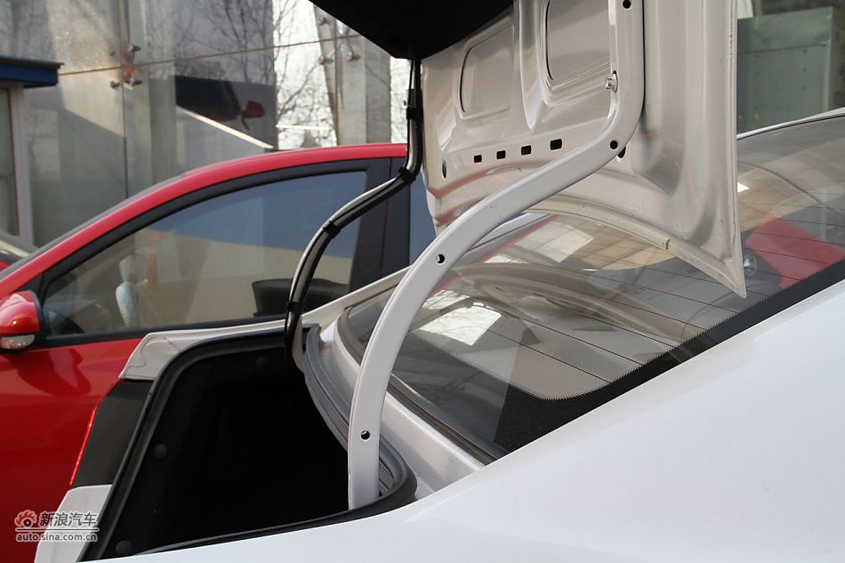 长安逸动到店实拍