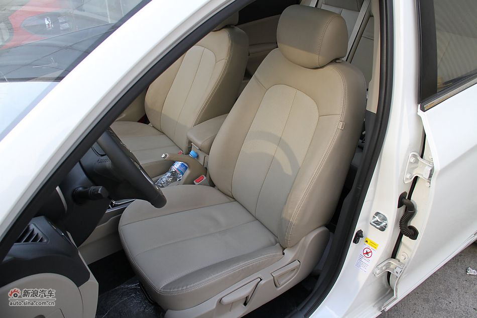 长安逸动到店实拍