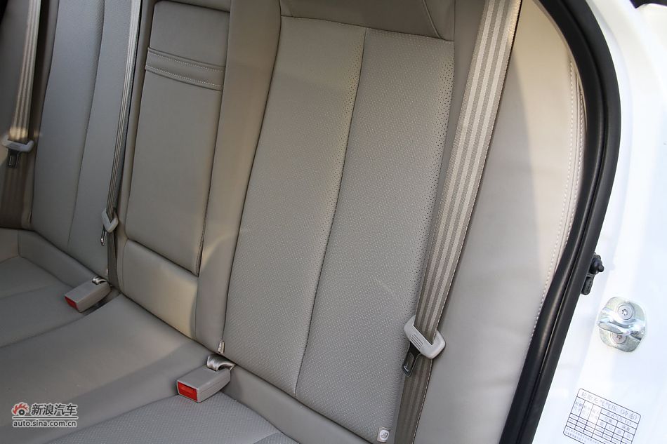 长安逸动到店实拍