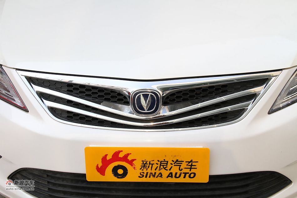 长安逸动到店实拍