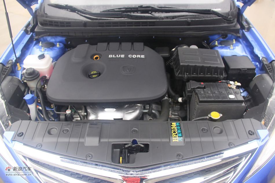 长安逸动1.6L手动挡