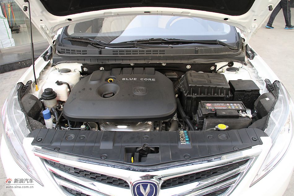 长安逸动到店实拍