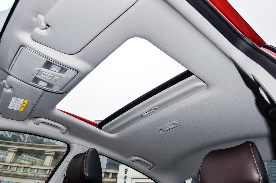 2018款 1.6L GDI 自动尊尚型 座椅空间