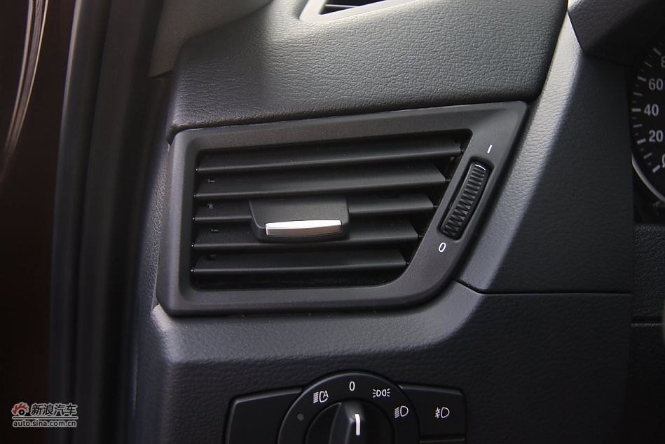 2012款华晨宝马X1到店实拍