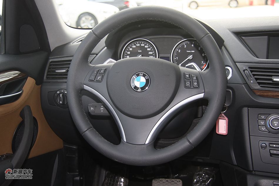 2012款华晨宝马X1到店实拍