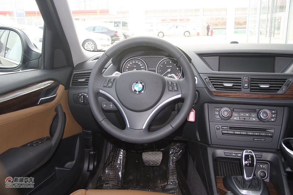 2012款华晨宝马X1到店实拍