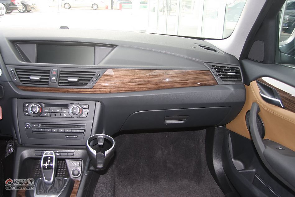 2012款华晨宝马X1到店实拍