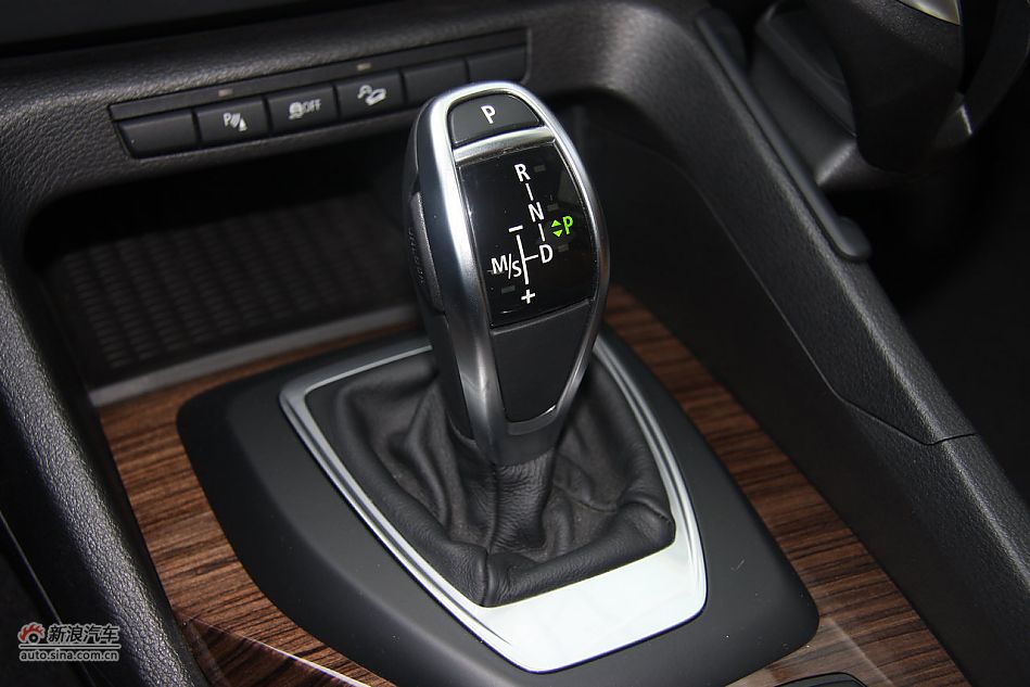 2012款华晨宝马X1到店实拍