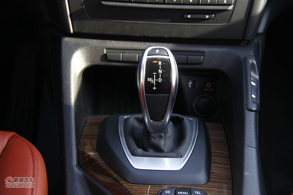 华晨宝马X1内饰功能