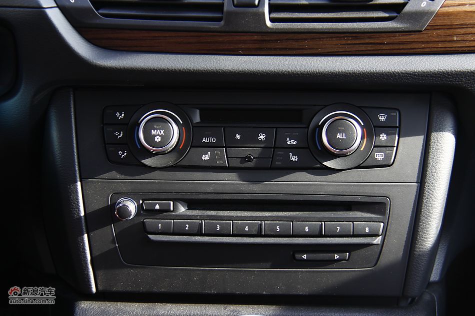 华晨宝马X1内饰功能