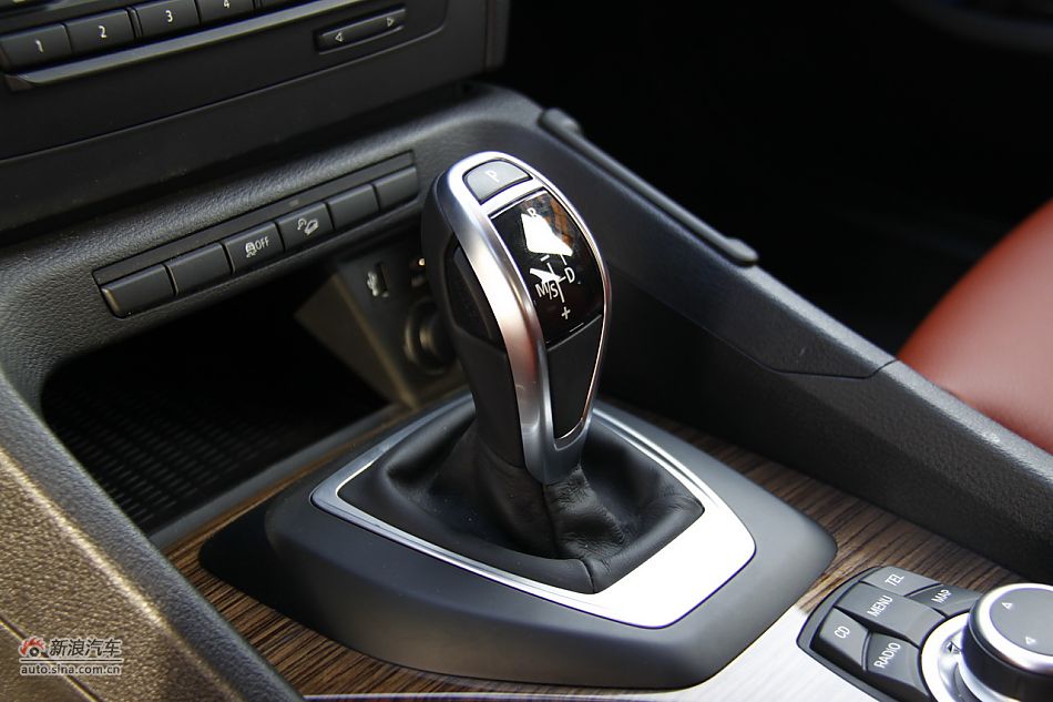 华晨宝马X1内饰功能