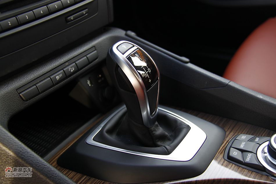 华晨宝马X1内饰功能