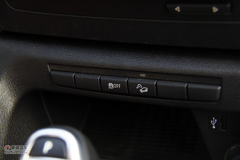 华晨宝马X1内饰功能