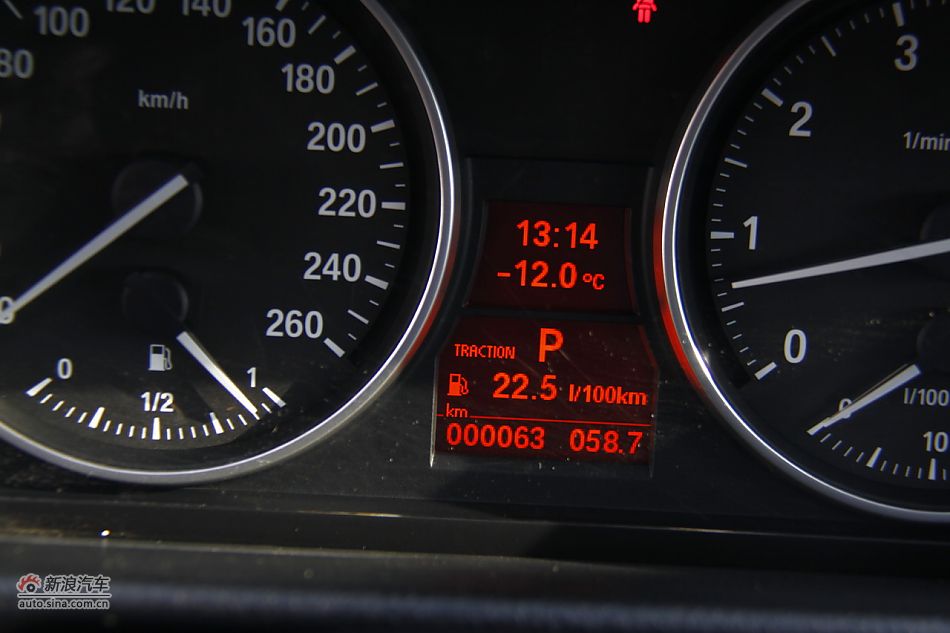 华晨宝马X1内饰功能