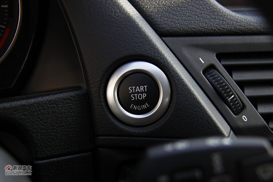 华晨宝马X1内饰功能