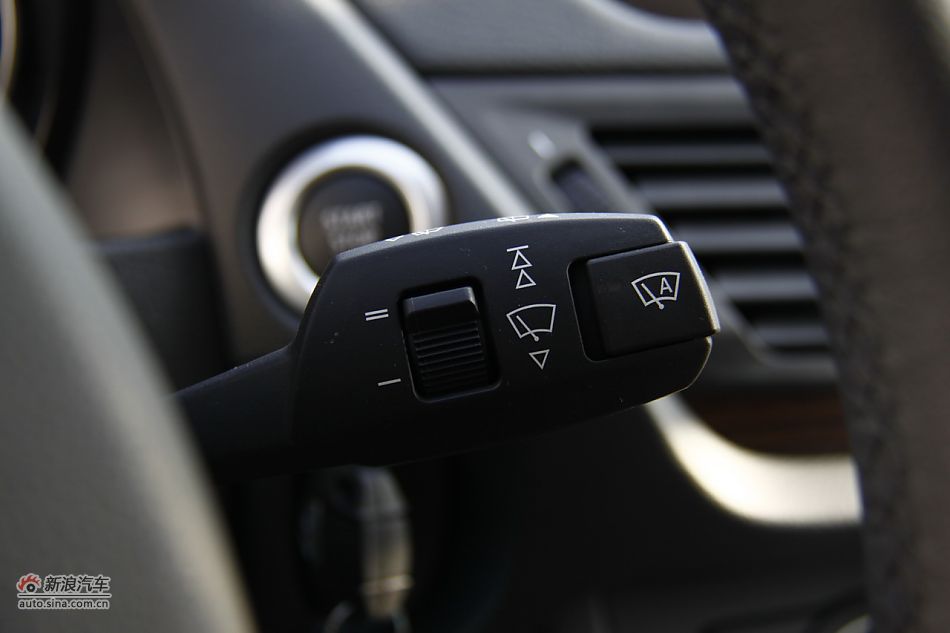 华晨宝马X1内饰功能