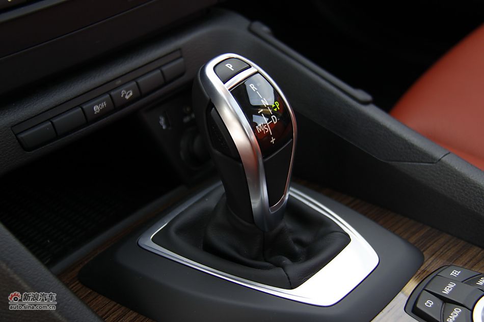 华晨宝马X1内饰功能