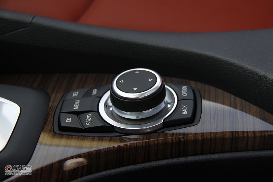 华晨宝马X1内饰功能