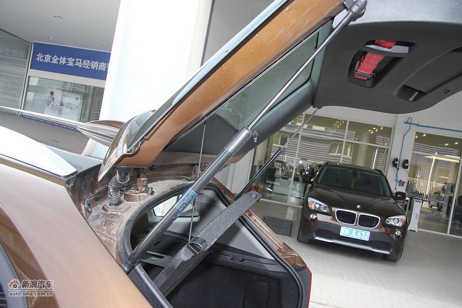 2012款华晨宝马X1到店实拍