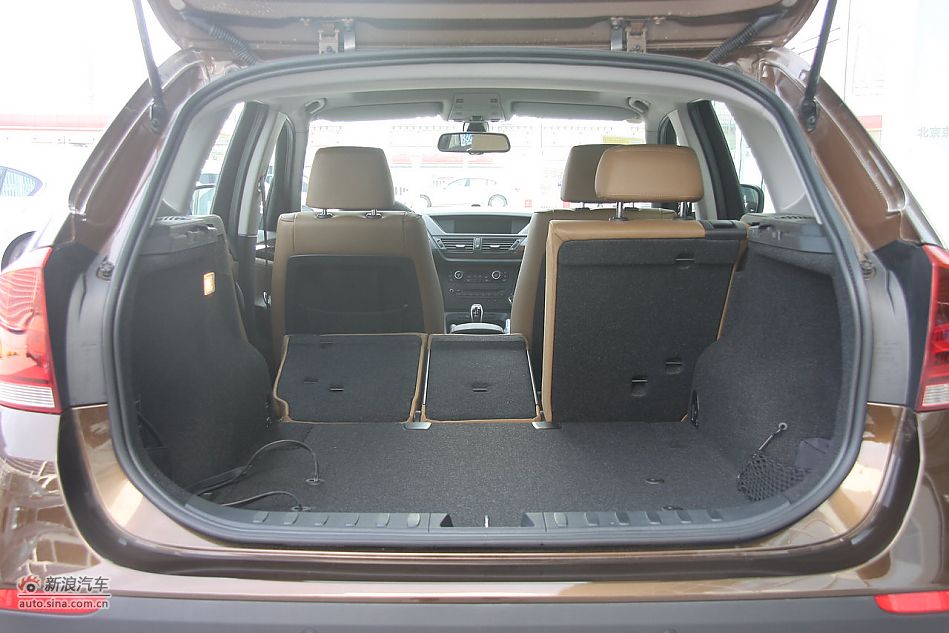 2012款华晨宝马X1到店实拍