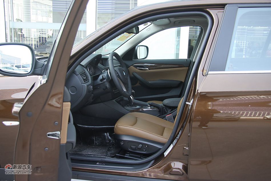 2012款华晨宝马X1到店实拍