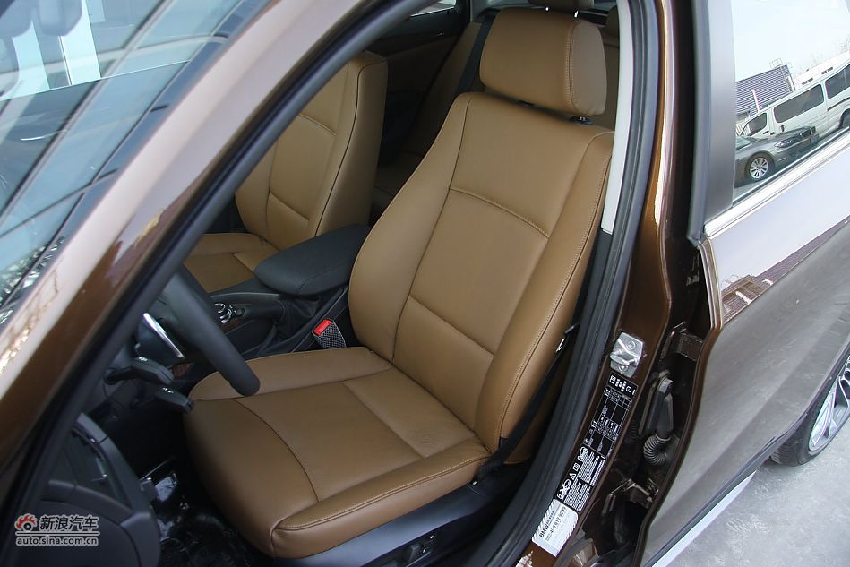 2012款华晨宝马X1到店实拍