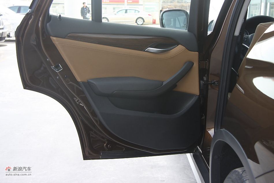 2012款华晨宝马X1到店实拍