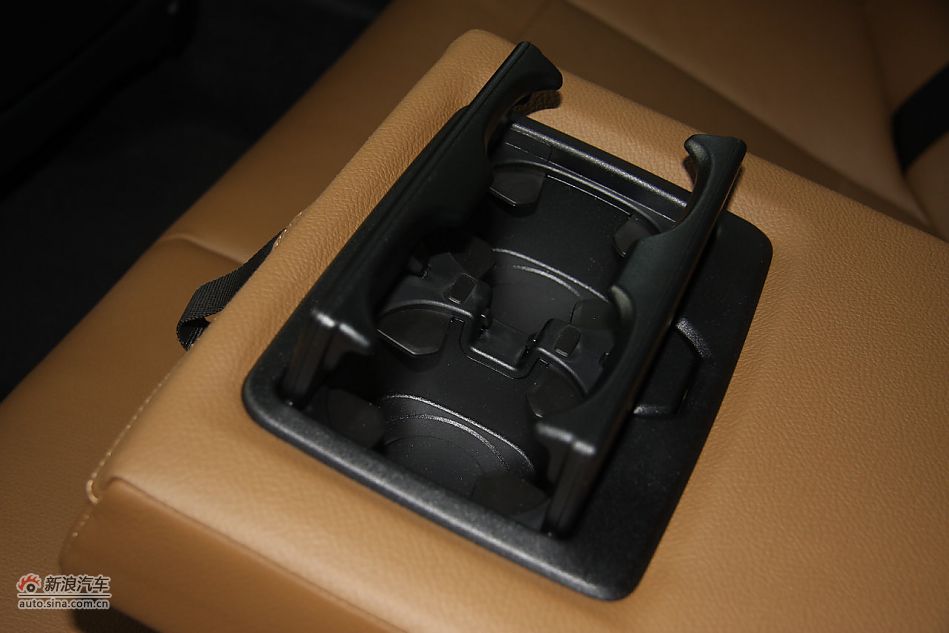 2012款华晨宝马X1到店实拍