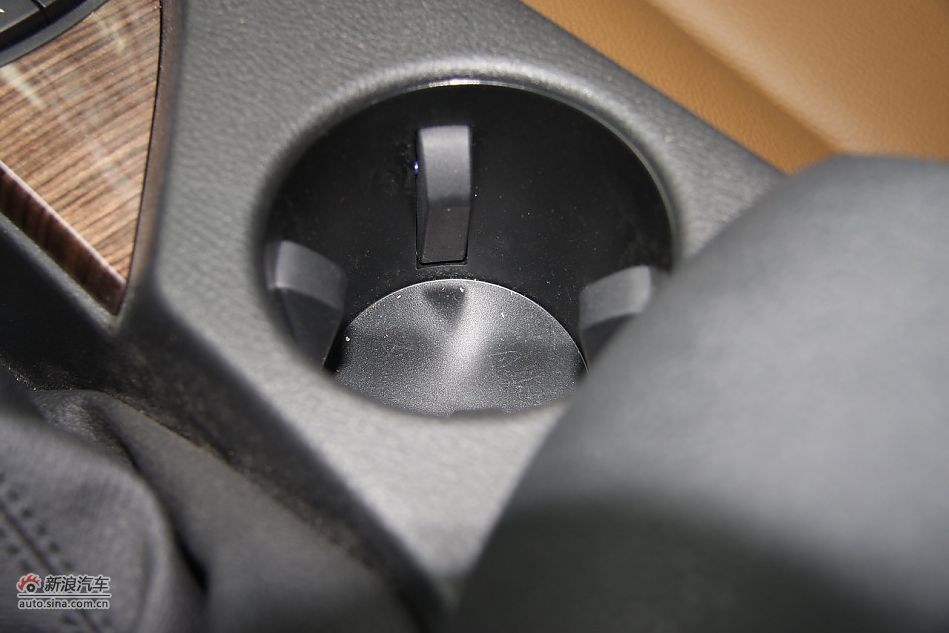 2012款华晨宝马X1到店实拍